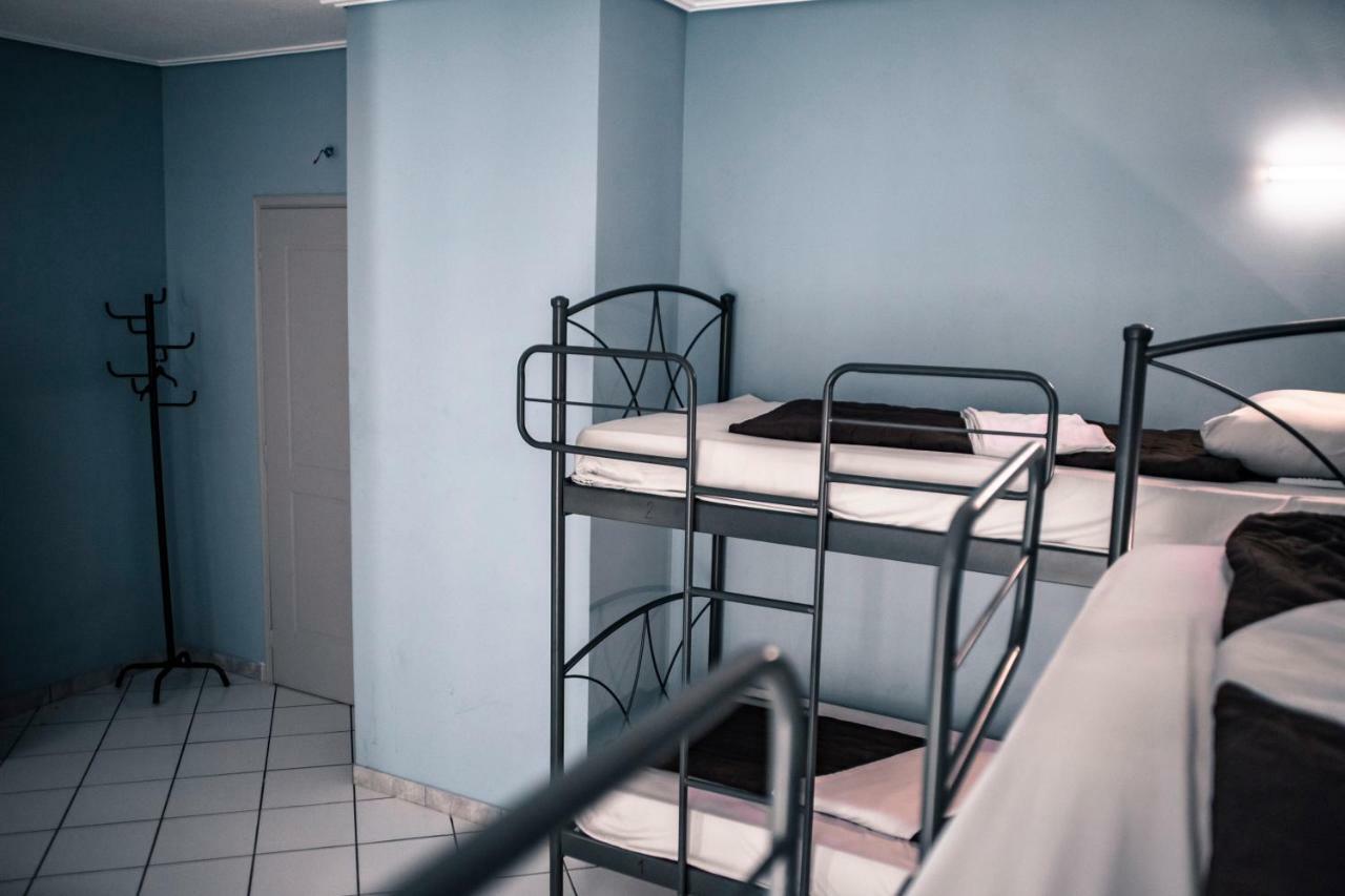 As-City Hostel Atene Esterno foto